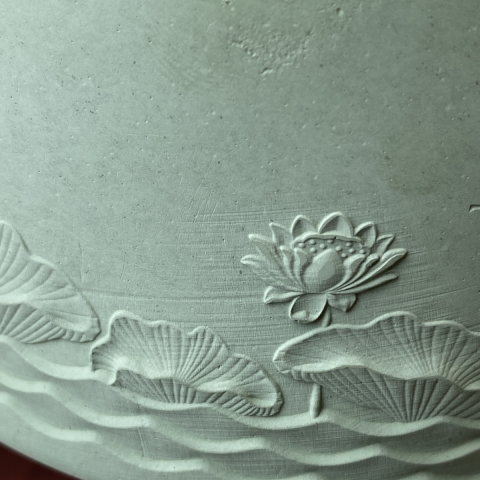 Hũ nến điêu khắc hoa sen