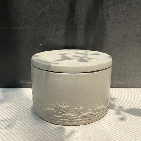 Hũ nến điêu khắc hoa sen