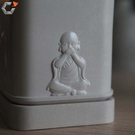 HỘP CẮM BÚT ĐA NĂNG ĐIÊU KHẮC CHÚ TIỂU OD-04